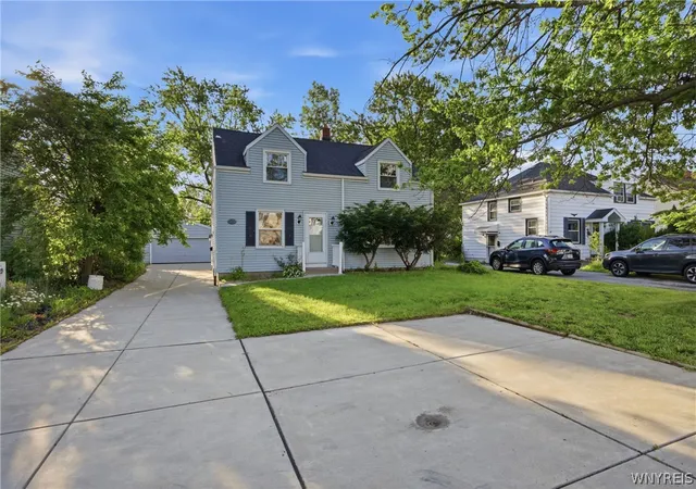Photo 2 of Sale Pending at 373 Niagara Fls Blvd, Buffalo, NY 14226 | MLS# B1693298 | Listing updated on 2026-09-09