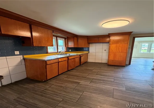 Photo 4 of Single family home for sale at 150 Carmen Rd, Buffalo, NY 14226 | MLS# B1693691 | Listing updated on 2026-09-03