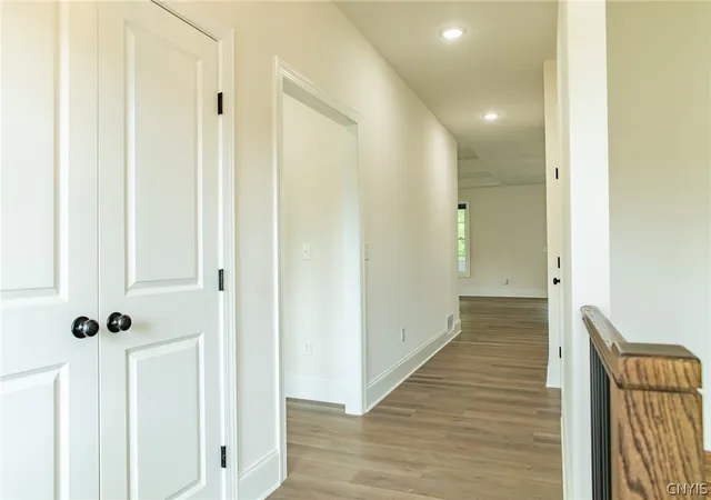 Photo 3 of Sale Pending at 4544 Hollyshire Way, Clay, NY 13041 | MLS# S1689916 | Listing updated on 2026-09-16