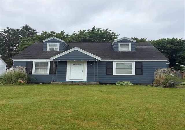 Photo 1 of Sale Pending at 205 Chapman Pl, Elmira, NY 14901 | MLS# R1693727 | Listing updated on 2026-08-19