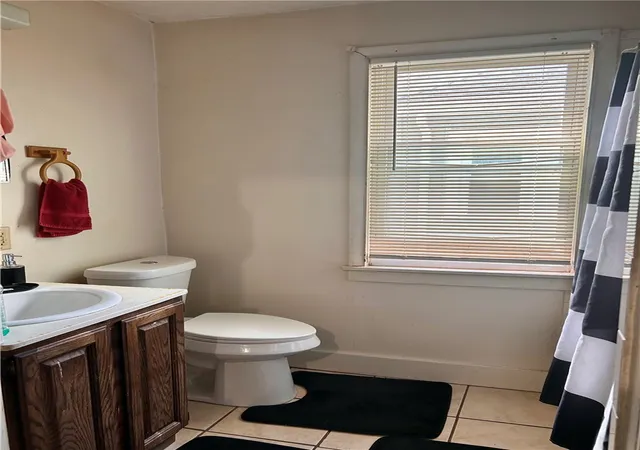 Photo 4 of Single family home for sale at 899 Genesee St, Rochester, NY 14611 | MLS# R1693290 | Listing updated on 2026-09-15
