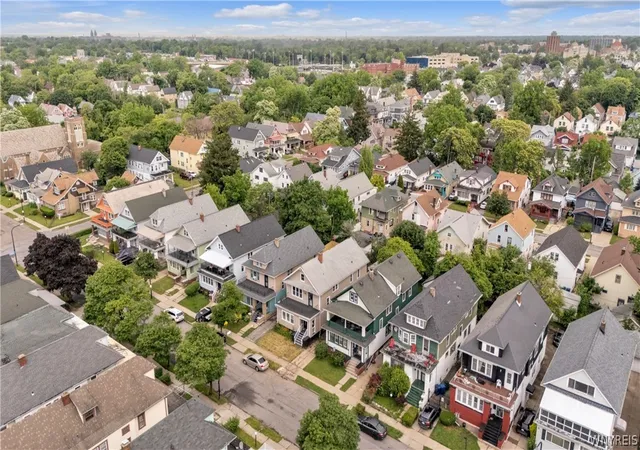 Photo 3 of Sale Pending at 70 Brunswick Blvd, Buffalo, NY 14208 | MLS# B1692044 | Listing updated on 2026-09-16