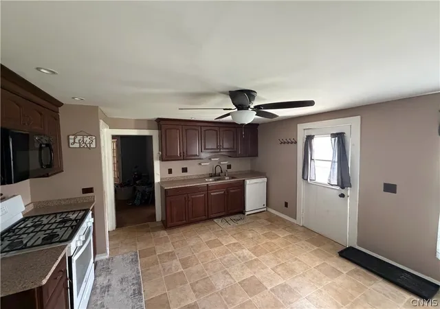 Photo 2 of Single family home for sale at 2883 Main St, Blossvale, NY 13308 | MLS# S1693786 | Listing updated on 2026-09-09