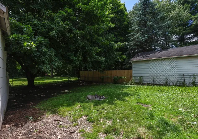 Photo 3 of Single family home for sale at 316 W William St, Corning, NY 14830 | MLS# R1693363 | Listing updated on 2026-08-10