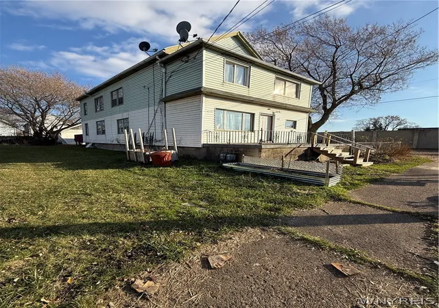 Photo 2 of Multi family home for sale at 179 Weaver St, Buffalo, NY 14206 | MLS# B1693352 | Listing updated on 2026-08-31