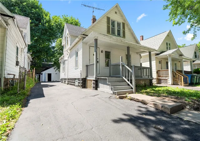 Photo 1 of Sale Pending at 101 Ernst St, Rochester, NY 14621 | MLS# R1694139 | Listing updated on 2026-08-10