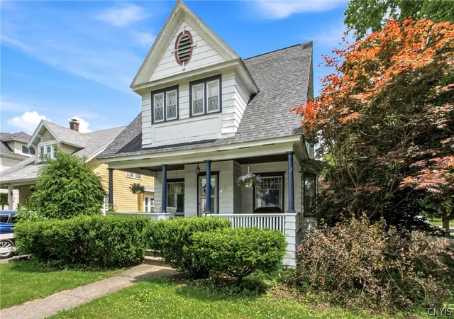 Photo 3 of Single family home for sale at 1100 N Madison St, Rome, NY 13440 | MLS# S1692236 | Listing updated on 2026-09-10