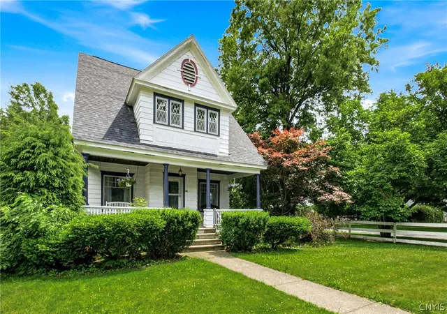 Photo 4 of Single family home for sale at 1100 N Madison St, Rome, NY 13440 | MLS# S1692236 | Listing updated on 2026-09-10