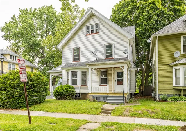 Photo 2 of Sale Pending at 428 Magee Ave, Rochester, NY 14613 | MLS# R1693935 | Listing updated on 2026-08-23