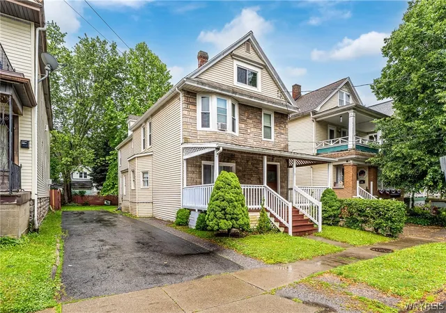 Photo 1 of Multi family home for sale at 31 Wildwood Pl, Buffalo, NY 14210 | MLS# B1692609 | Listing updated on 2026-08-12