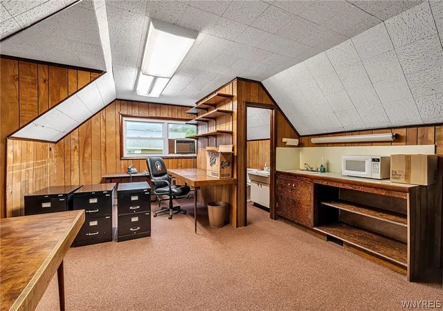 Photo 3 of Single family home for sale at 427-429 Pine St, Lockport, NY 14094 | MLS# B1693168 | Listing updated on 2026-08-17