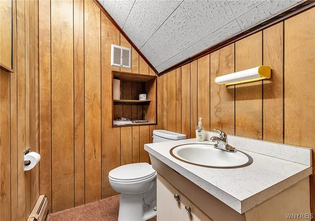 Photo 4 of Single family home for sale at 427-429 Pine St, Lockport, NY 14094 | MLS# B1693168 | Listing updated on 2026-08-17