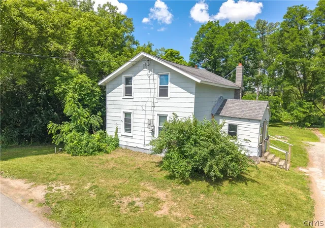 Photo 1 of Single family home for sale at 5319 Bear Rd, Syracuse, NY 13212 | MLS# S1694308 | Listing updated on 2026-09-09