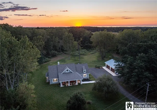 Photo 2 of Single family home for sale at 9709 Farel Rd, Fredonia, NY 14063 | MLS# R1692599 | Listing updated on 2026-09-07