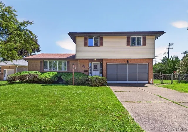 Photo 1 of Sale Pending at 8 Southgate Dr, Buffalo, NY 14224 | MLS# B1689759 | Listing updated on 2026-08-10