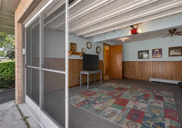 Photo 3 of Sale Pending at 8 Southgate Dr, Buffalo, NY 14224 | MLS# B1689759 | Listing updated on 2026-08-10