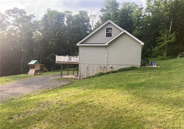 Photo 2 of Single family home for sale at 294 Jennings Rd E, Horseheads, NY 14845 | MLS# R1694402 | Listing updated on 2026-08-27