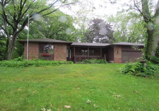 Photo 1 of Sale Pending at 452 Carlsam Dr, Rochester, NY 14609 | MLS# R1692952 | Listing updated on 2026-09-03