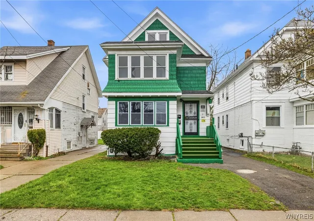 Photo 1 of Sale Pending at 31 Thatcher Ave, Buffalo, NY 14215 | MLS# B1694601 | Listing updated on 2026-08-07