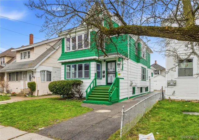 Photo 2 of Sale Pending at 31 Thatcher Ave, Buffalo, NY 14215 | MLS# B1694601 | Listing updated on 2026-08-07