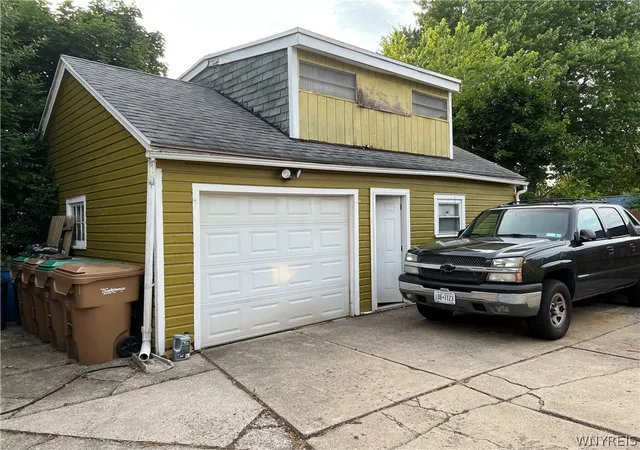 Photo 3 of Single family home for sale at 68 Garland Ave, Buffalo, NY 14206 | MLS# B1694672 | Listing updated on 2026-09-05