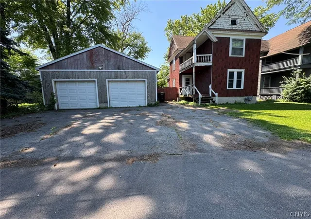 Photo 2 of Single family home for sale at 142 Kidd Ave #44, Syracuse, NY 13210 | MLS# S1694539 | Listing updated on 2026-09-03