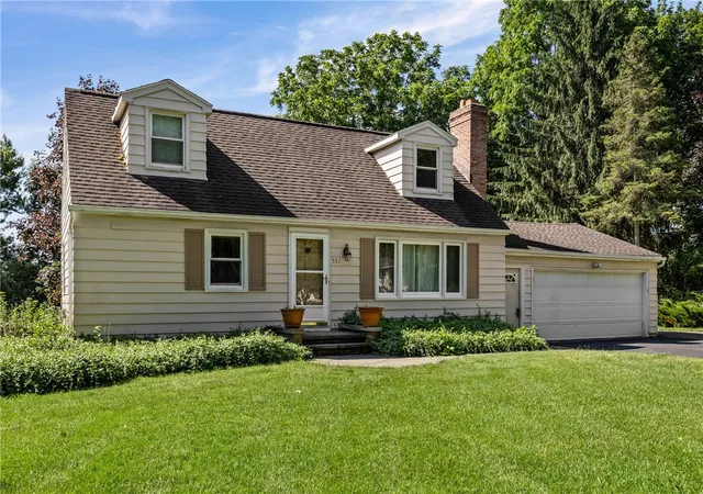 Photo 2 of Sale Pending at 332 Galahad Dr, Rochester, NY 14623 | MLS# R1694072 | Listing updated on 2026-08-05