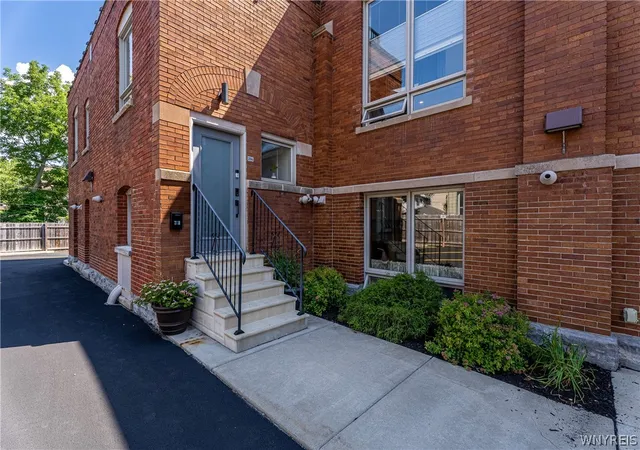 Photo 3 of Condo for sale at 340 Bird Ave #204, Buffalo, NY 14213 | MLS# B1694883 | Listing updated on 2026-09-10