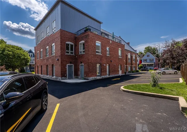 Photo 4 of Condo for sale at 340 Bird Ave #204, Buffalo, NY 14213 | MLS# B1694883 | Listing updated on 2026-09-10