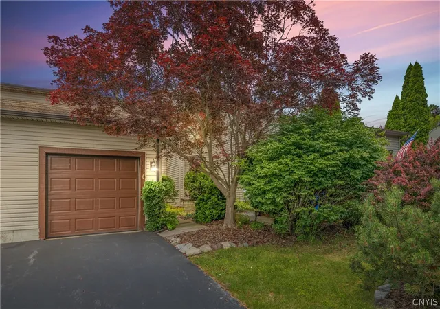 Photo 1 of Sale Pending at 113 Signal Ridge, Syracuse, NY 13209 | MLS# S1692621 | Listing updated on 2026-08-13