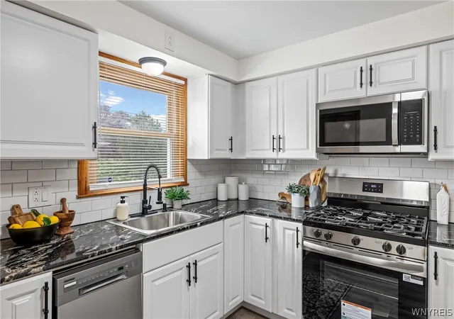Photo 3 of Sale Pending at 107 Alpine Pl, Buffalo, NY 14225 | MLS# B1692290 | Listing updated on 2026-09-09