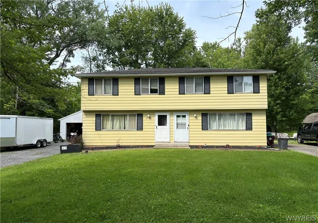 Listing Photo 4 - Condo for sale in building located at 4884 Bussendorfer Rd, Orchard Park, NY 14127