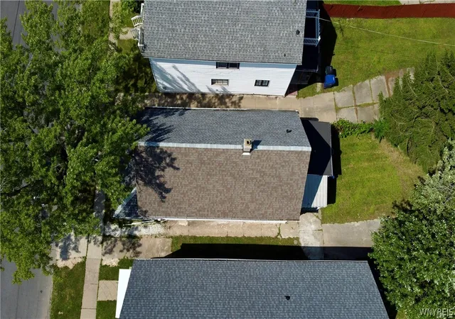 Photo 3 of Single family home for sale at 75 Edison Ave, Buffalo, NY 14215 | MLS# B1695126 | Listing updated on 2026-08-29