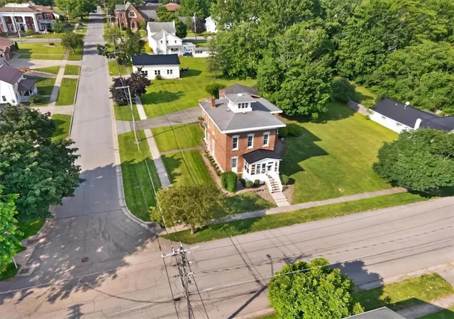 Photo 3 of Sale Pending at 85 Columbia St, Clyde, NY 14433 | MLS# R1693923 | Listing updated on 2026-08-21