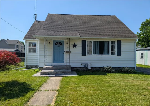 Photo 1 of Single family home for sale at 60 Pleasant St, Corning, NY 14830 | MLS# R1694574 | Listing updated on 2026-09-14