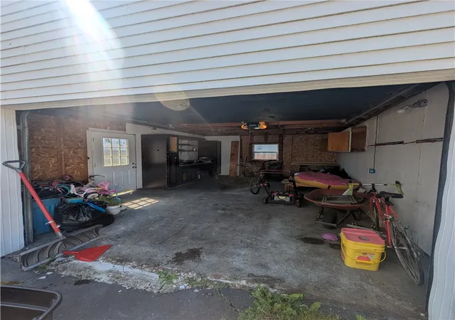Photo 3 of Single family home for sale at 60 Pleasant St, Corning, NY 14830 | MLS# R1694574 | Listing updated on 2026-09-14