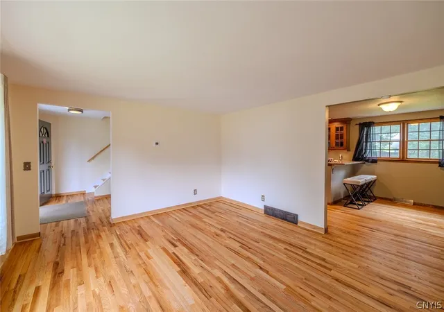 Photo 4 of Sale Pending at 7640 Merritt Dr, Baldwinsville, NY 13027 | MLS# S1695124 | Listing updated on 2026-08-26