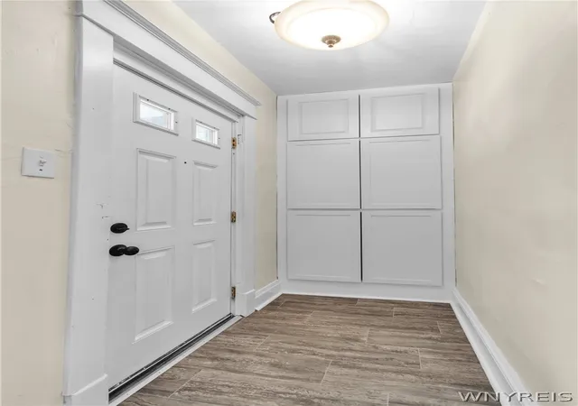 Photo 3 of Sale Pending at 75 Clay St, Buffalo, NY 14207 | MLS# B1693792 | Listing updated on 2026-08-17