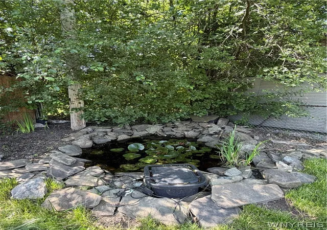 Photo 3 of Single family home for sale at 22 Castle Ct, Buffalo, NY 14226 | MLS# B1690736 | Listing updated on 2026-09-11