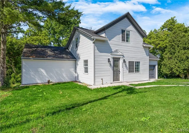 Photo 2 of Multi family home for sale at 8360 Cazenovia Rd, Manlius, NY 13104 | MLS# S1695135 | Listing updated on 2026-08-27