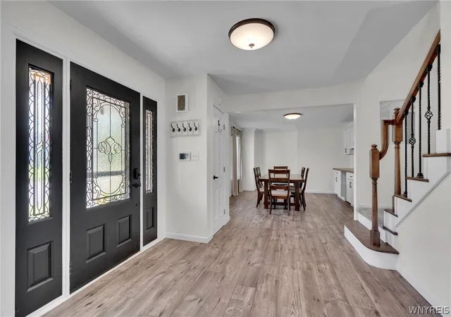 Photo 3 of Single family home for sale at 3350 Angle Rd, Orchard Park, NY 14127 | MLS# B1691856 | Listing updated on 2026-08-14