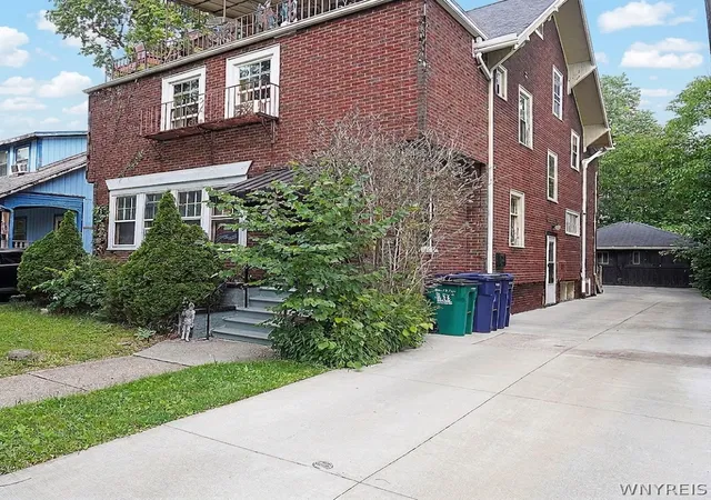 Photo 2 of Sale Pending at 235 Saranac Ave, Buffalo, NY 14216 | MLS# B1695296 | Listing updated on 2026-09-01