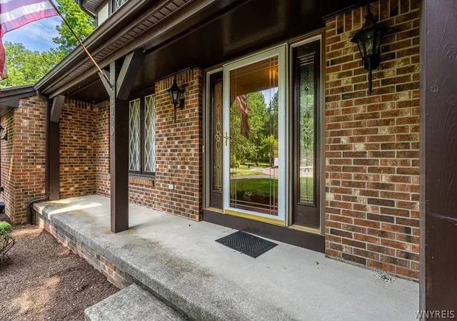 Photo 3 of Sale Pending at 4700 Pine Manor, Clarence, NY 14031 | MLS# B1695278 | Listing updated on 2026-08-19