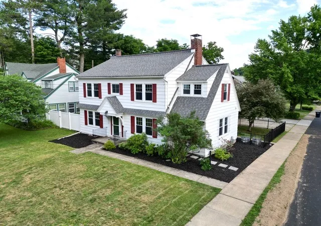 Photo 1 of Sale Pending at 1011 W Water St, Elmira, NY 14905 | MLS# R1695136 | Listing updated on 2026-09-03