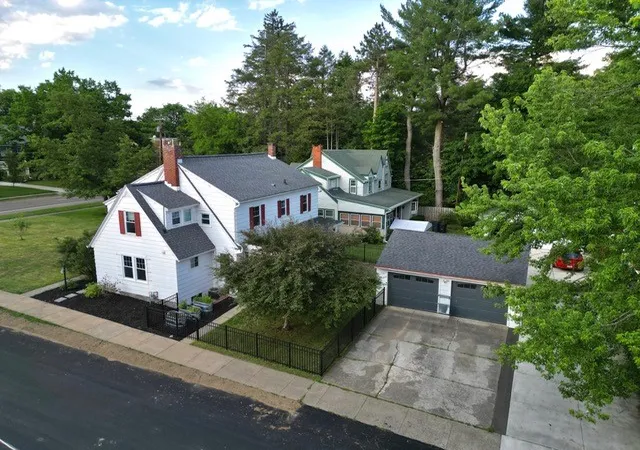 Photo 2 of Sale Pending at 1011 W Water St, Elmira, NY 14905 | MLS# R1695136 | Listing updated on 2026-09-03
