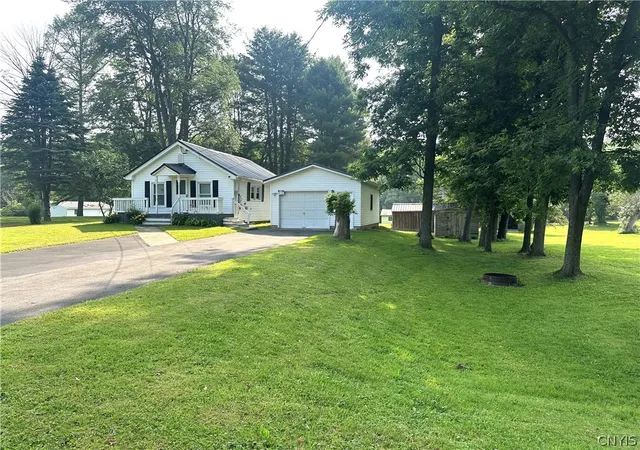 Photo 3 of Sale Pending at 455 N 7th Street, Fulton, NY 13069 | MLS# S1695824 | Listing updated on 2026-08-19