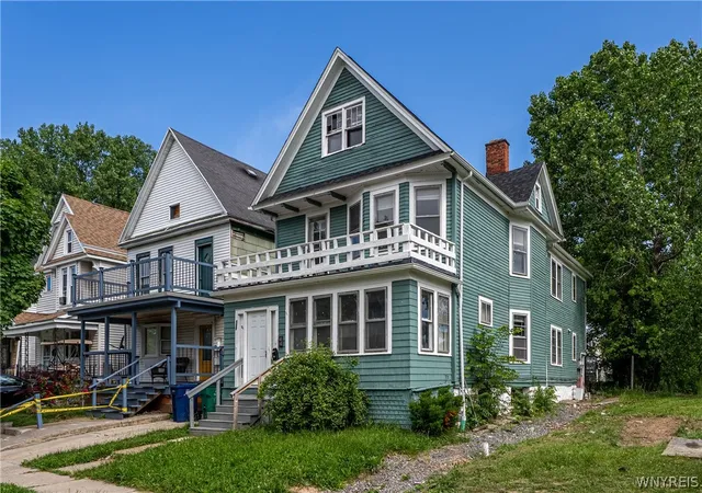 Photo 3 of Sale Pending at 408 Woodlawn Ave, Buffalo, NY 14208 | MLS# B1695927 | Listing updated on 2026-08-24