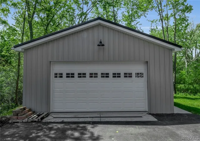 Photo 3 of Single family home for sale at 193 E Main St, Hamburg, NY 14075 | MLS# B1696052 | Listing updated on 2026-09-08