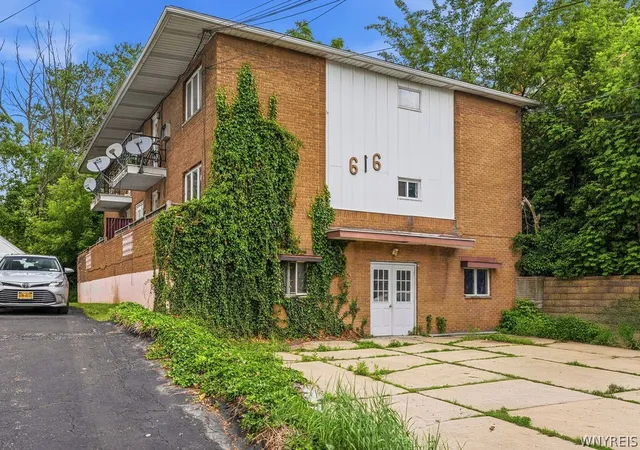 Photo 2 of Multi family home for sale at 616 Chestnut Ave, Niagara Falls, NY 14305 | MLS# B1692496 | Listing updated on 2026-08-20