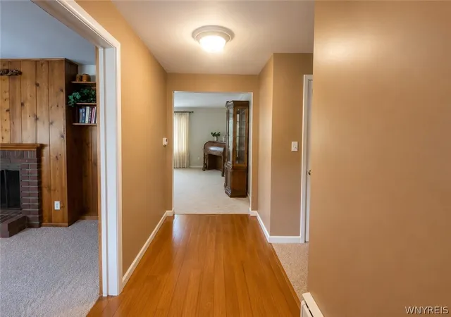 Photo 2 of Single family home for sale at 421 Morgan Dr, Lewiston, NY 14092 | MLS# B1695729 | Listing updated on 2026-09-13